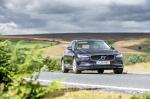 Volvo V90 D4 Momentum 2016 года (UK)
